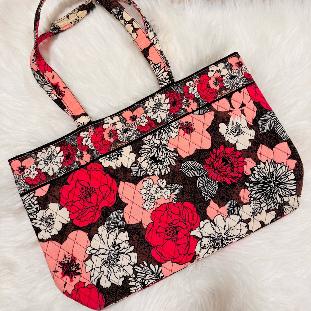 Vera Bradley travel shoulder bag floral hippie boho purse